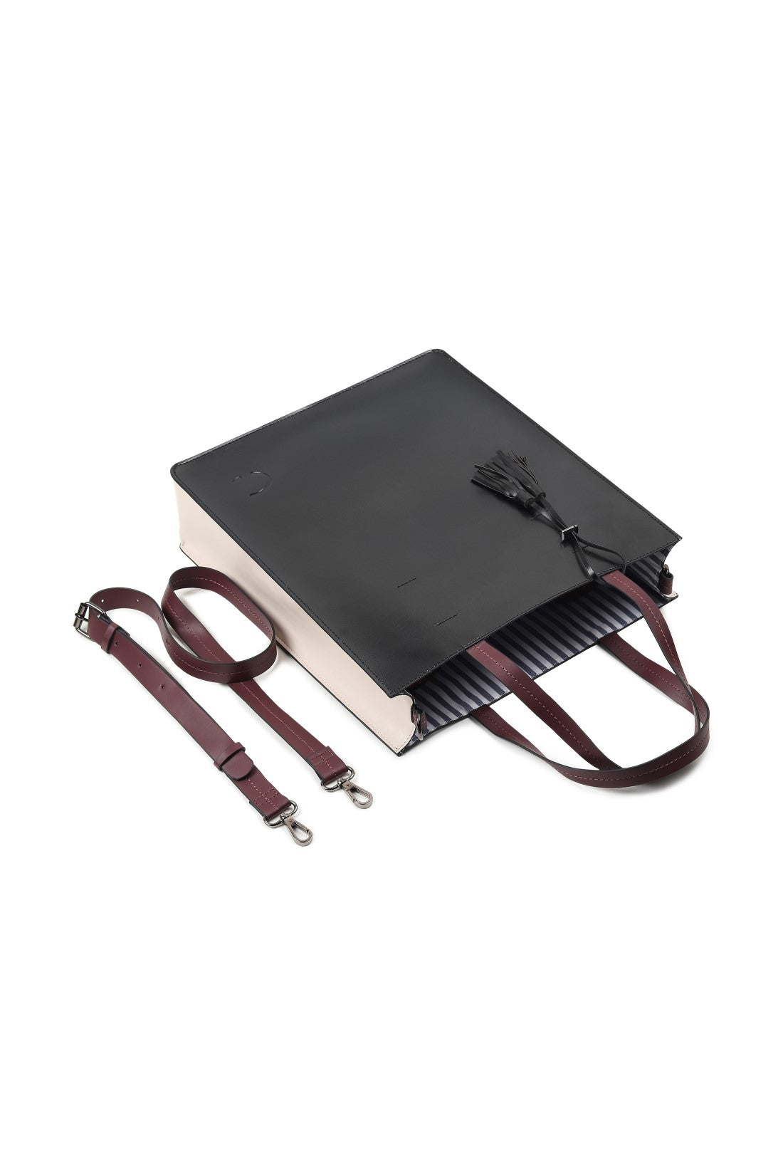 KIRO (Black & Champagne)